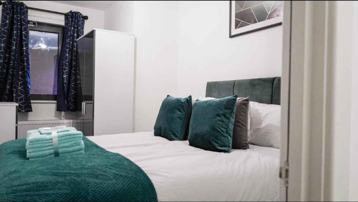 Two Bedrooms, Two Bath, Up To 3 Beds 1 Sofa - Slough Windsor Legoland מראה חיצוני תמונה