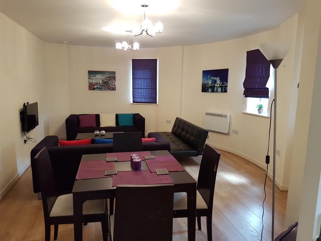 Two Bedrooms, Two Bath, Up To 3 Beds 1 Sofa - Slough Windsor Legoland מראה חיצוני תמונה